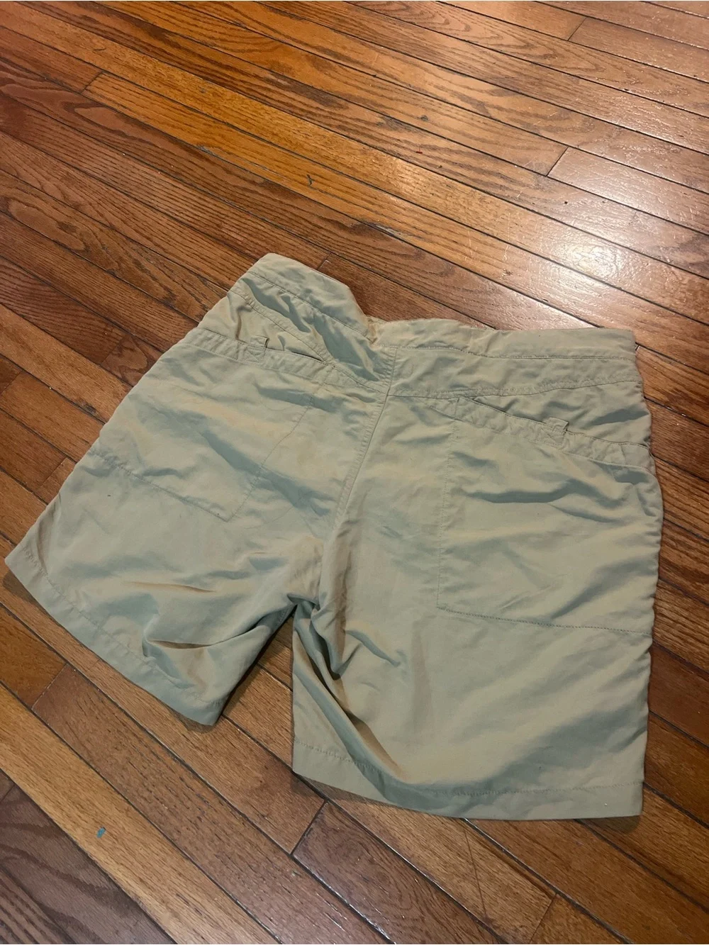 The North Face Men's Khaki Outdoor Utility Shorts size 38